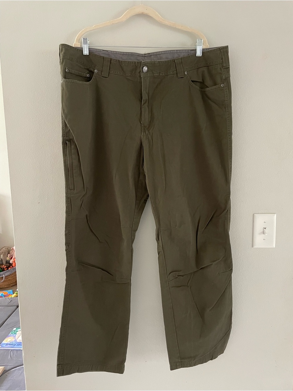Men's Columbia Olive Green Utility Pants